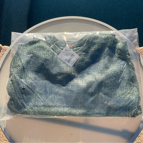 NWT Free People H2O Crew Pullover Open Stitch Knit Top Green Medium OB1505557 - Picture 10 of 11